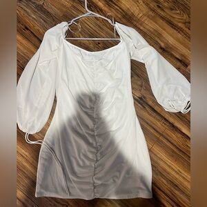 Elegant White Long Sleeve Dress